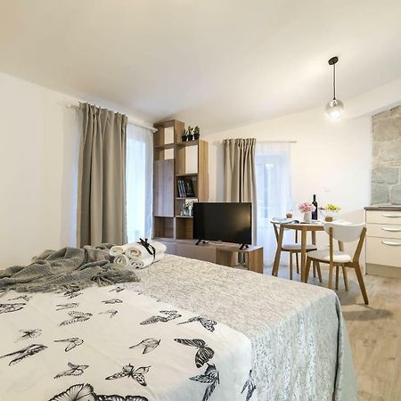 Studio Apartments Petar In Old Part Of Town Spalato Esterno foto