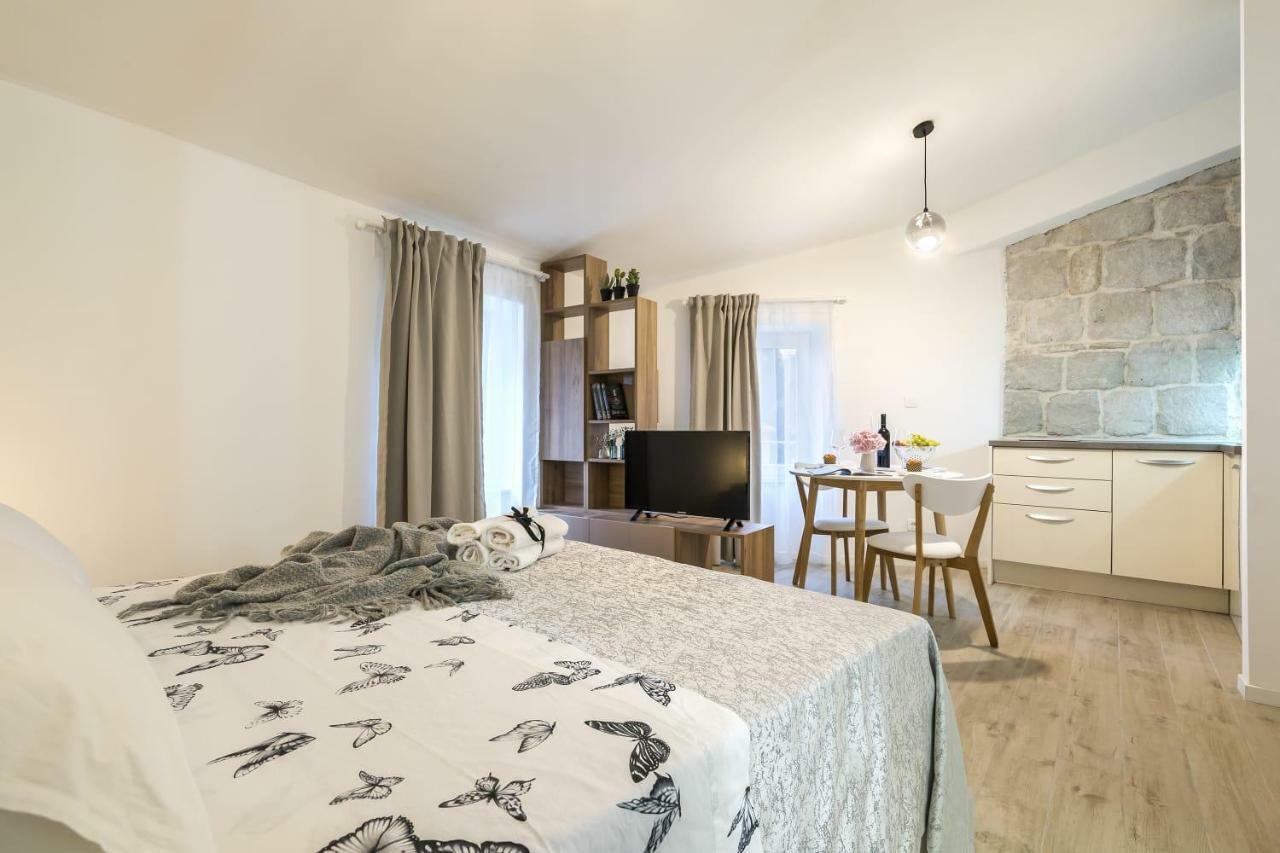 Studio Apartments Petar In Old Part Of Town Spalato Esterno foto