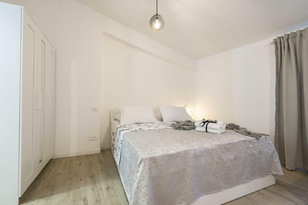 Studio Apartments Petar In Old Part Of Town Spalato Esterno foto